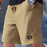 Classic Easy-Fit Checkered Shorts Style Casual Denim Everyday Wear
