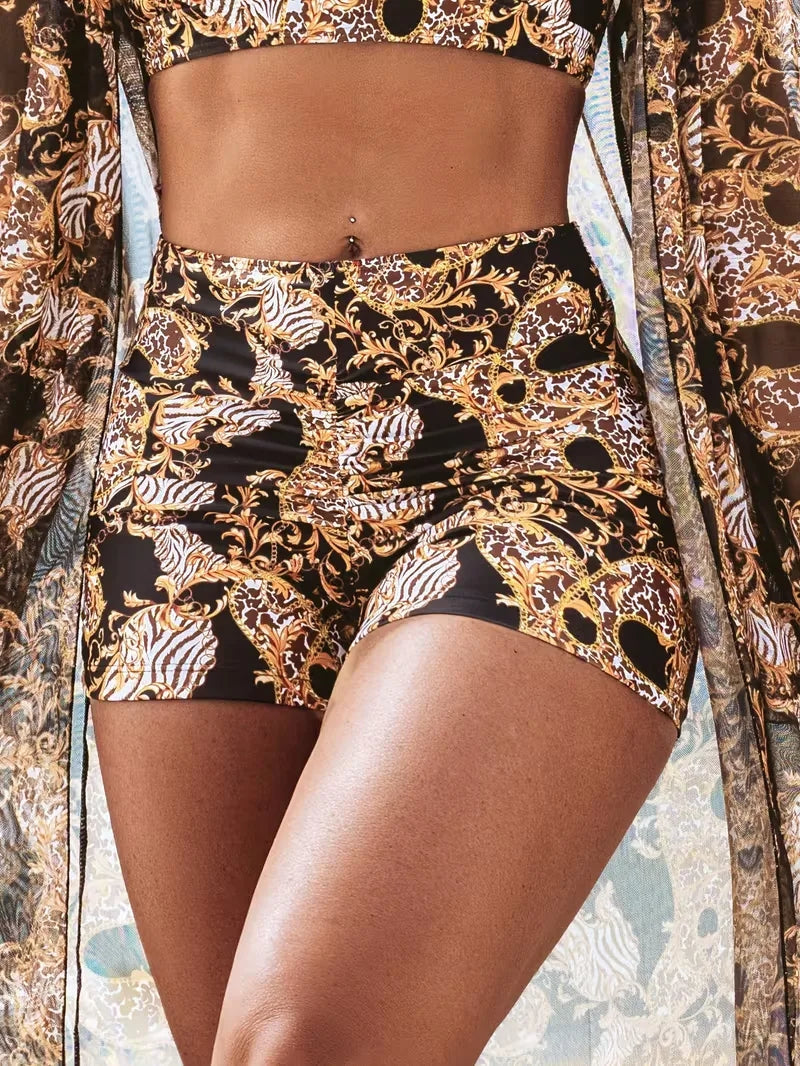 Cover-up met halternek en shorts