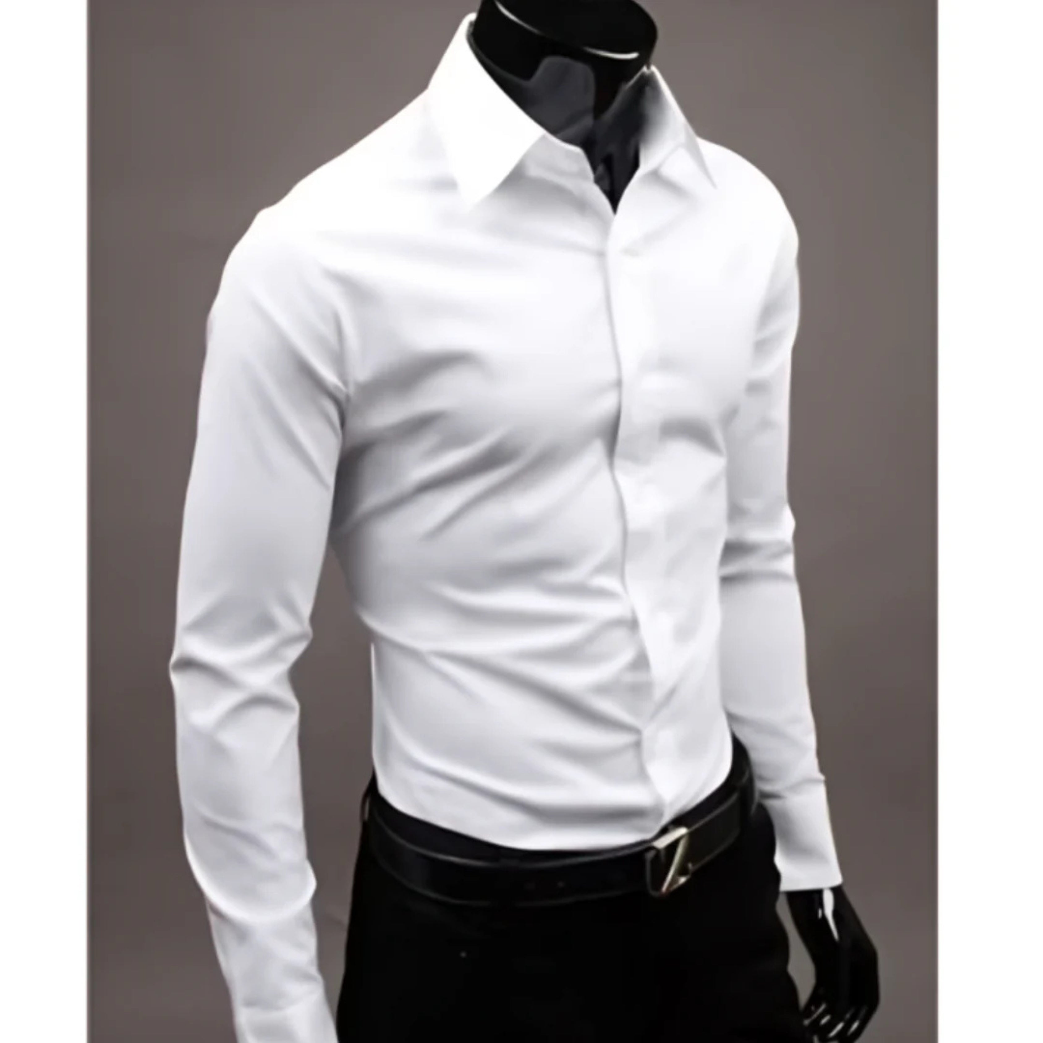 Chemise Cassien ajustée pour homme, coupe structurée et ligne moderne adaptée aux tenues polyvalentes.