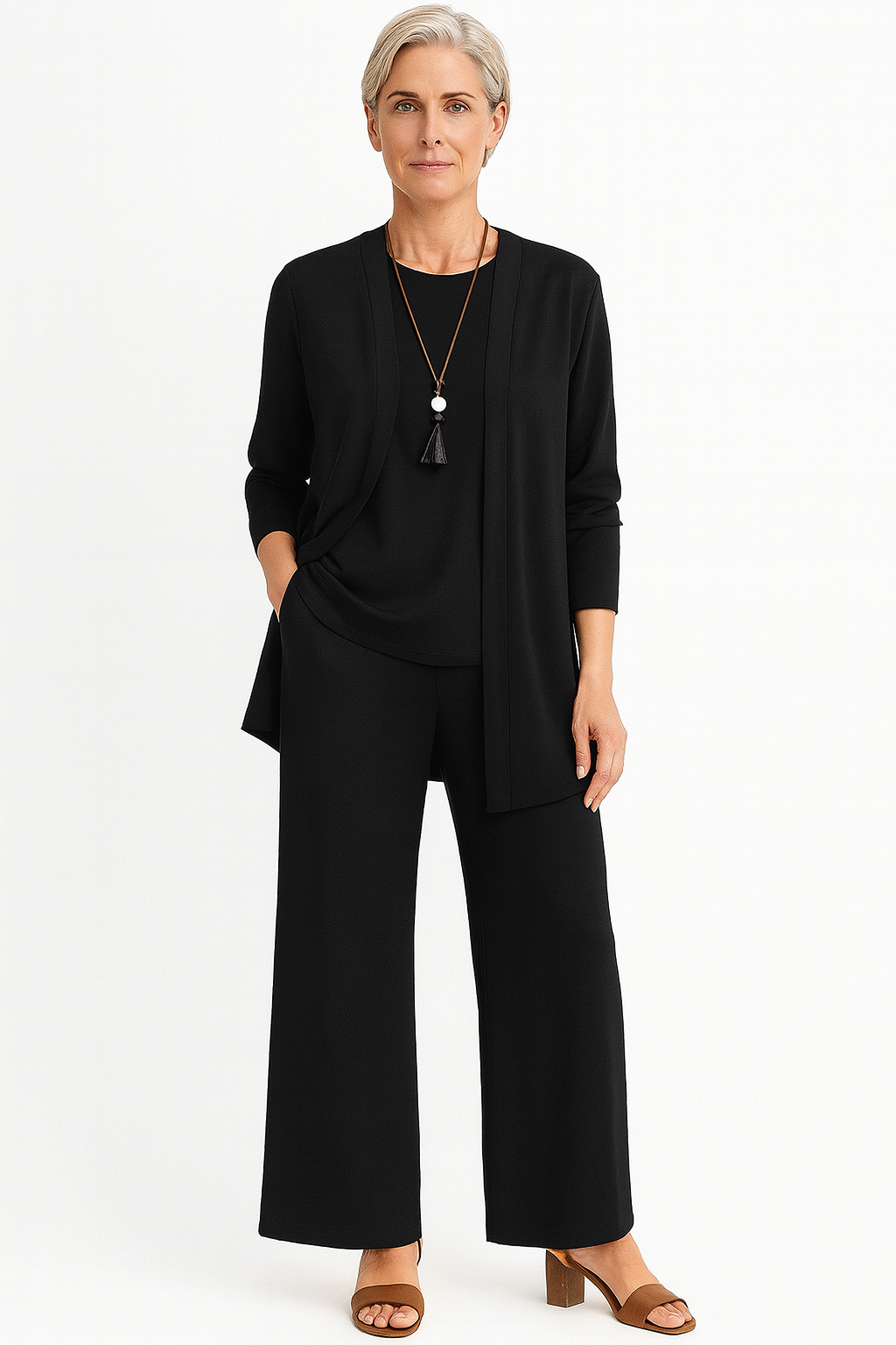 Relaxed 3-Piece Set with Necklace
