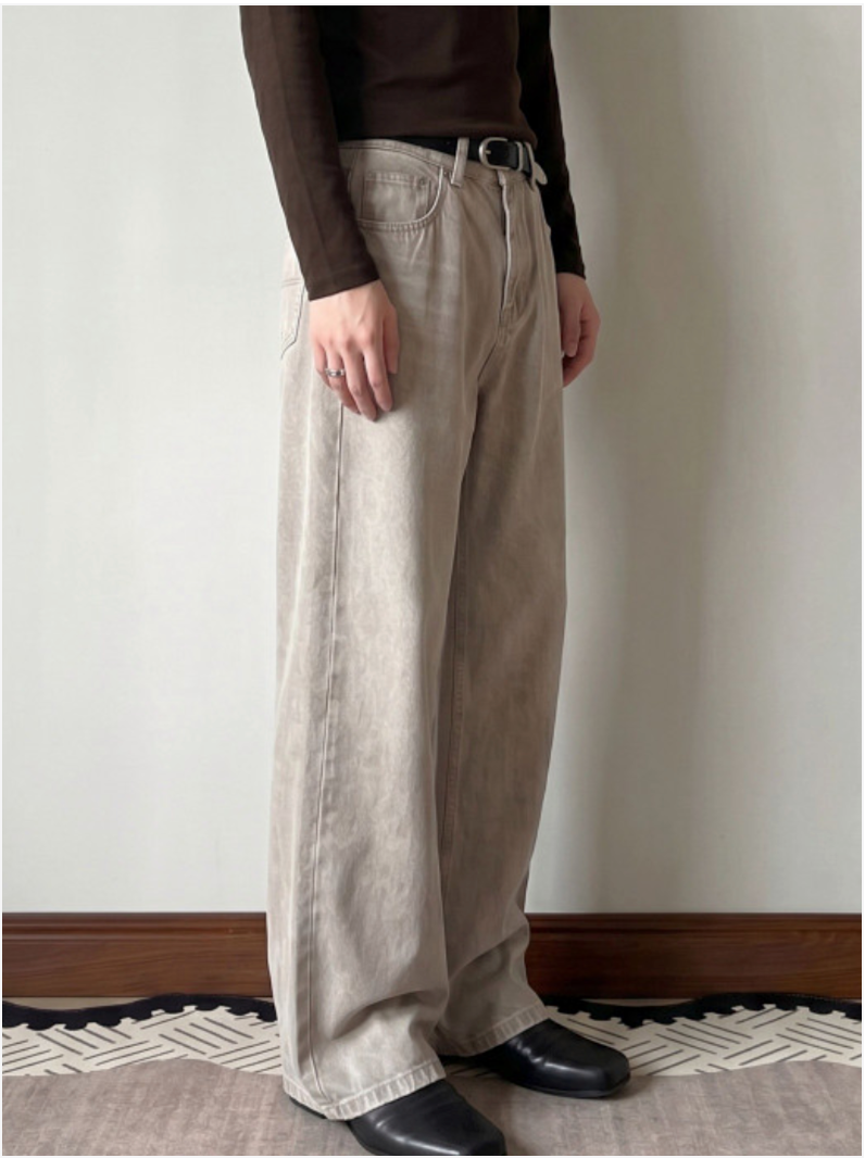 Relaxed Wide-Leg Jeans for Men's Casual Comfort and Versatility