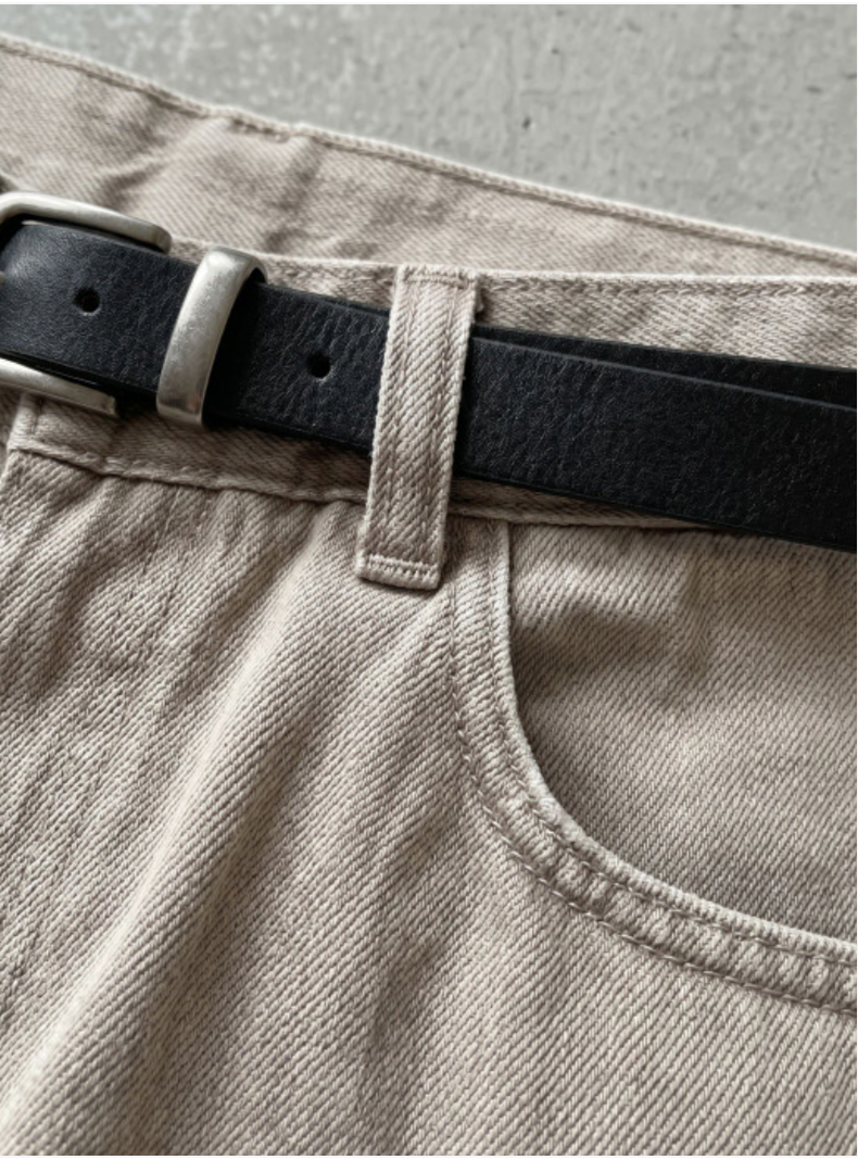 Relaxed Wide-Leg Jeans for Men's Casual Comfort and Versatility
