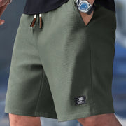 Classic Easy-Fit Checkered Shorts Style Casual Denim Everyday Wear