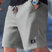 Classic Easy-Fit Checkered Shorts Style Casual Denim Everyday Wear