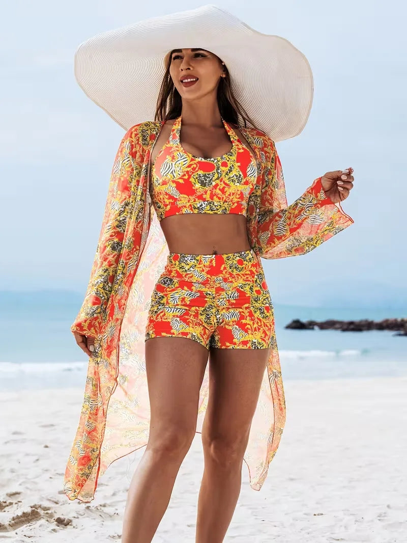 Cover-up met halternek en shorts