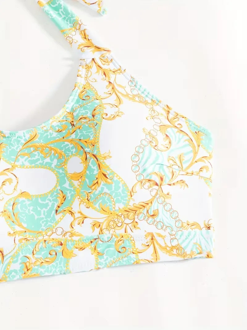 Cover-up met halternek en shorts