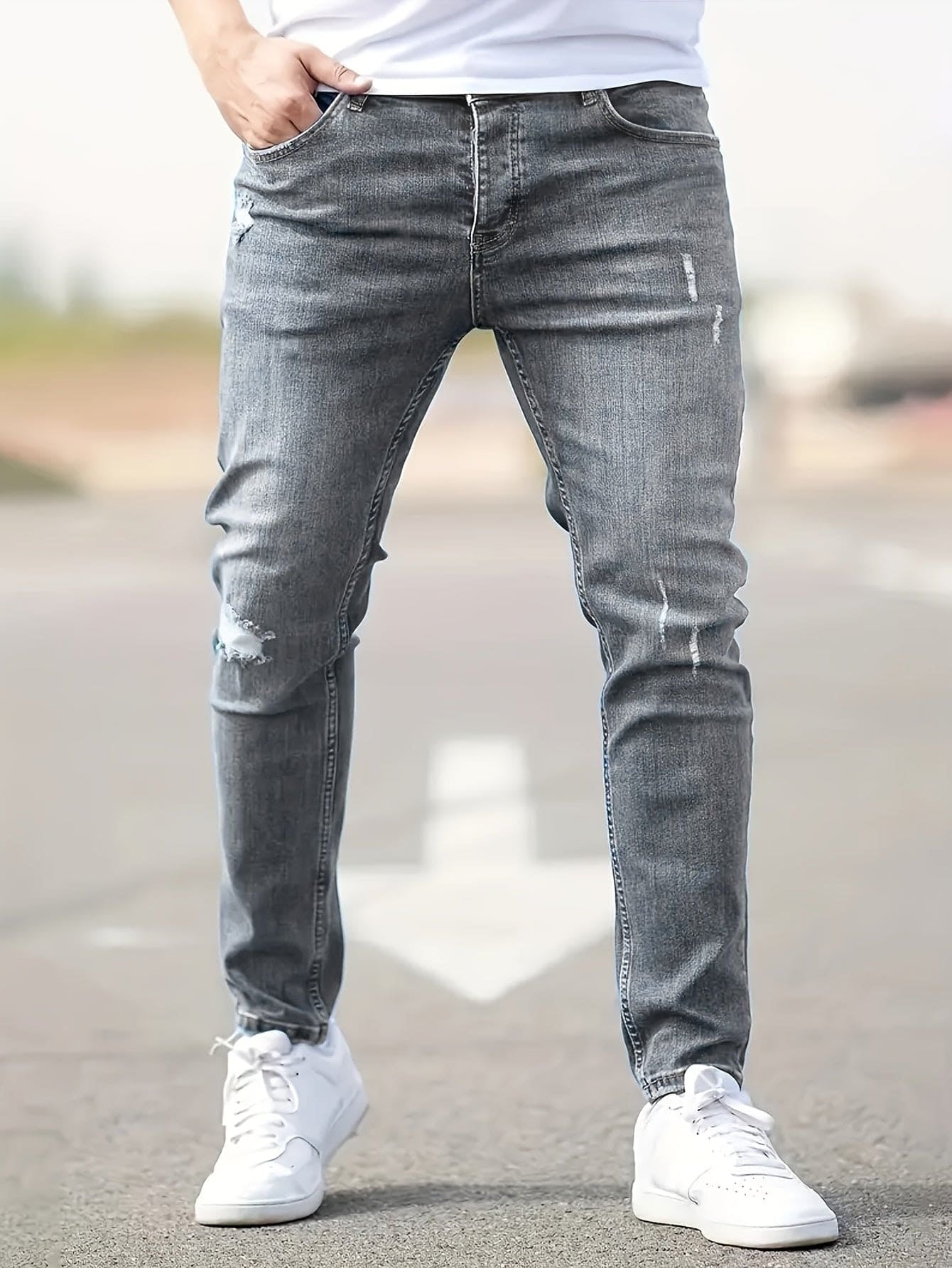 le jean adapté aux tenues polyvalentes.