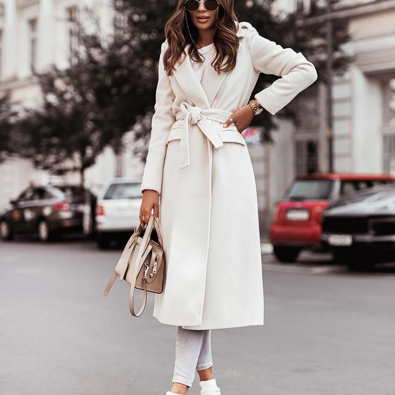 Relaxed Winter Office Coat with Wide Lapels and Side Pockets for Women