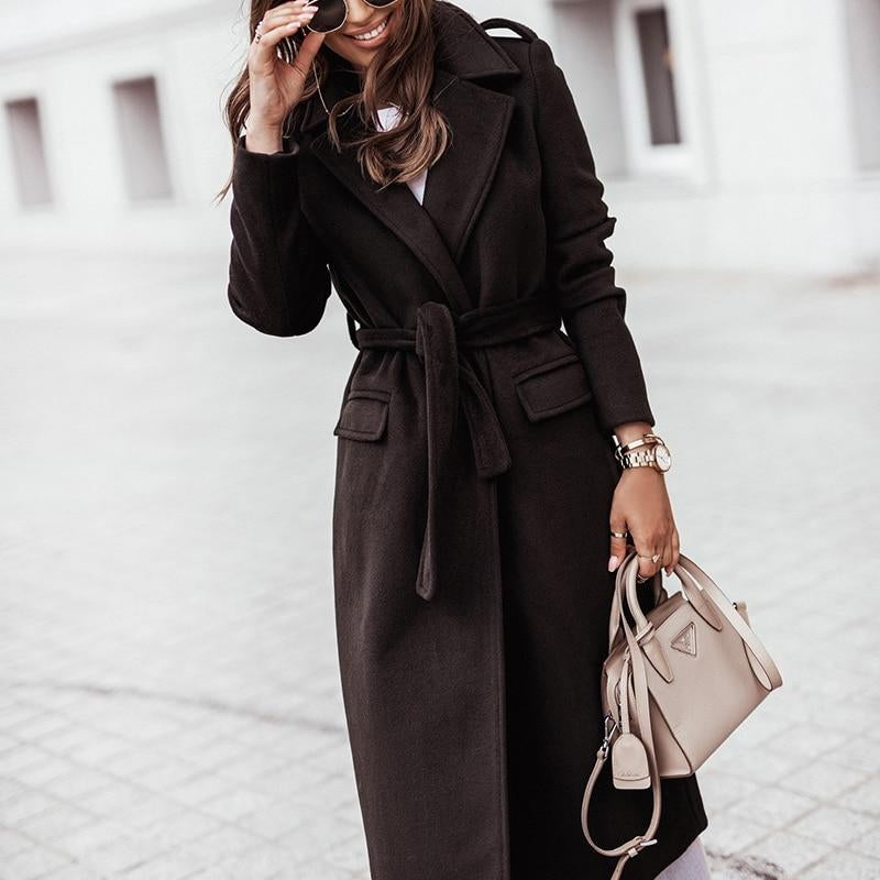 Relaxed Winter Office Coat with Wide Lapels and Side Pockets for Women