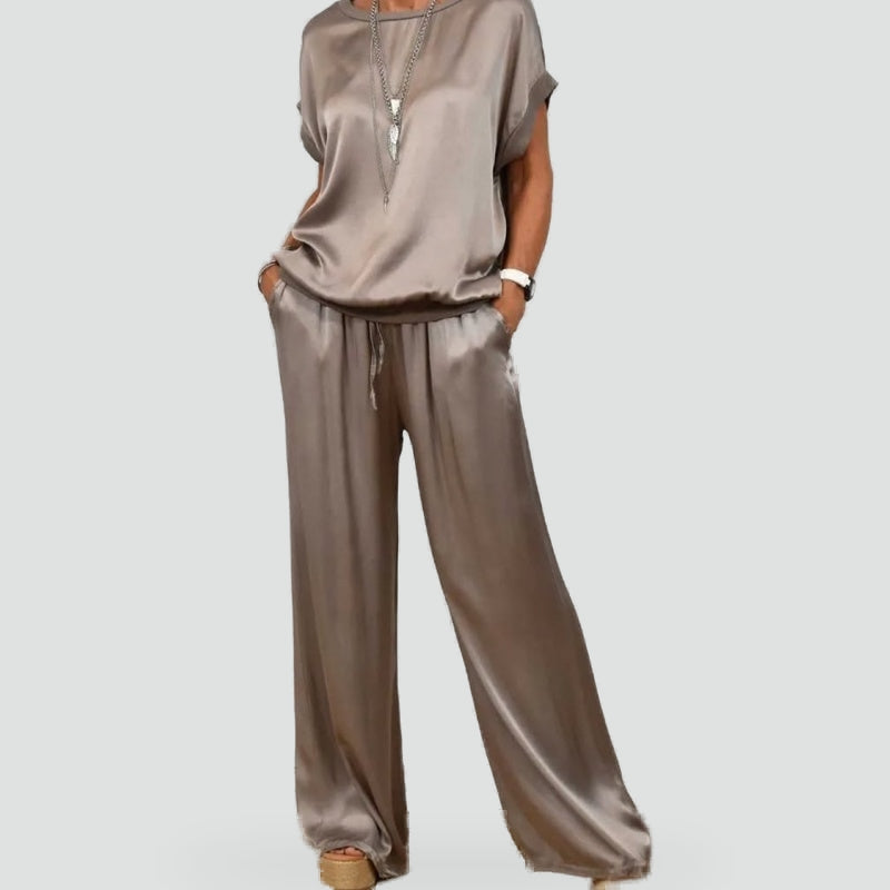 satin-two-piece-relaxed-set-7