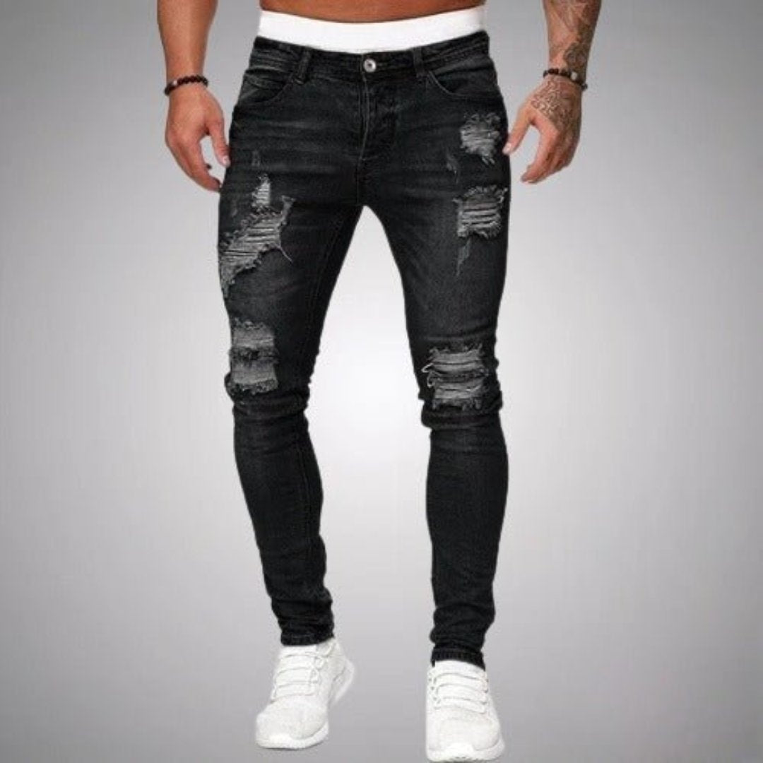 le jean adapté aux tenues polyvalentes.