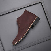 Structured Lace-Up Chukka Boots with Lug Sole and Round Toe for Men