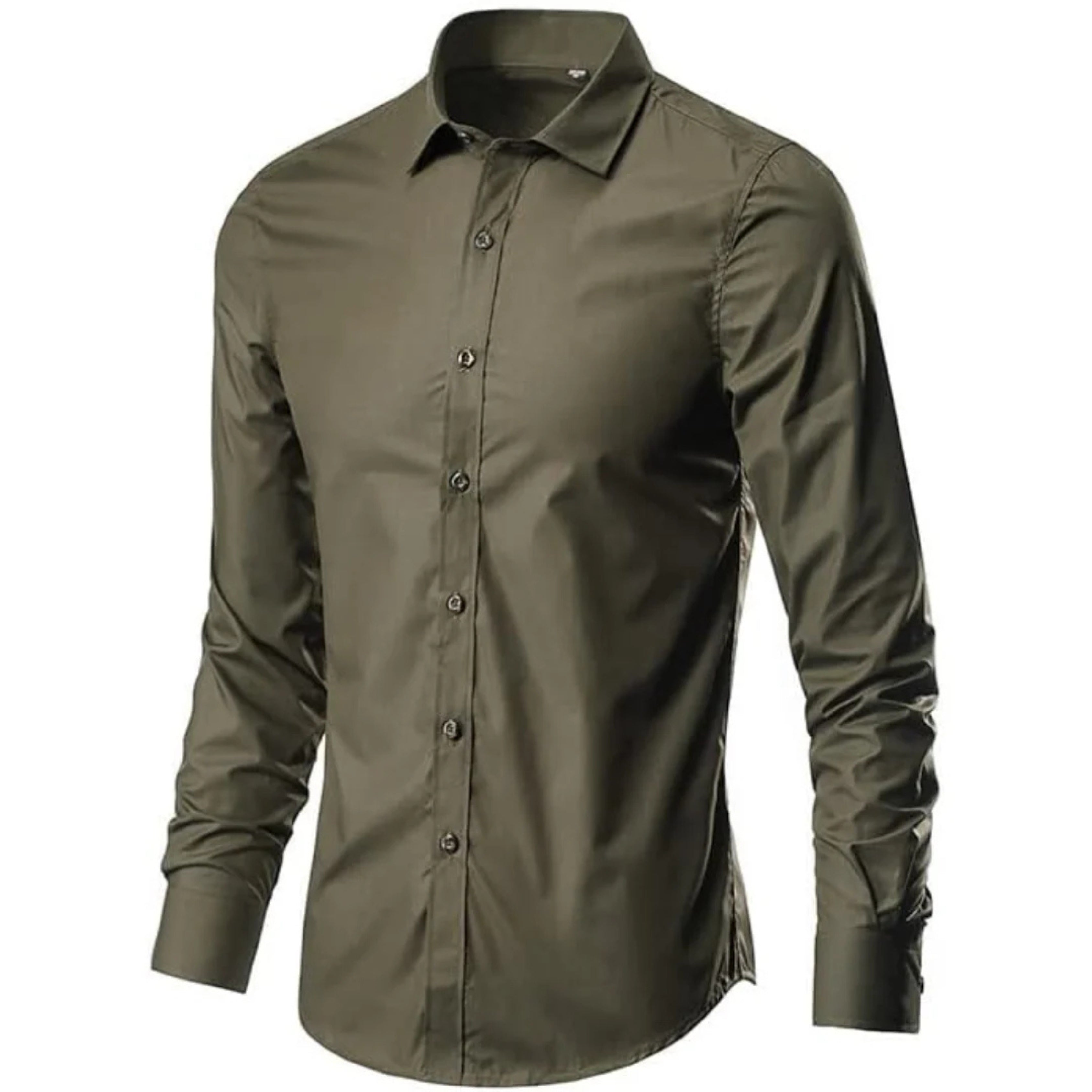 Chemise Cassien ajustée pour homme, coupe structurée et ligne moderne adaptée aux tenues polyvalentes.