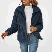 Cropped Faux Fur Winter Jacket with Wide Collar and Open Front for Women