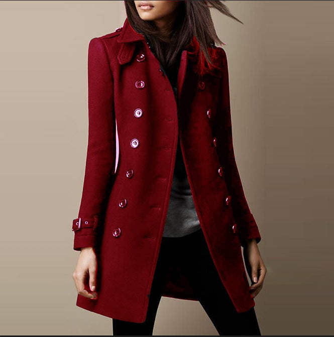 le manteau adapté aux tenues polyvalentes.