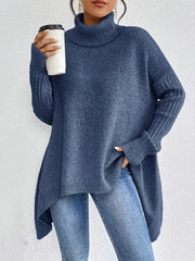 Women's Oversized Turtleneck Sweater with Ribbed Cuffs and High Collar