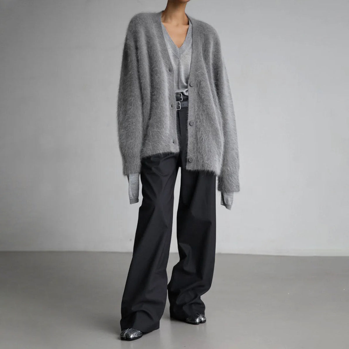 Olivia | Cashmere Cardigan Loose Fit Soft Comfortable Layering Piece 2